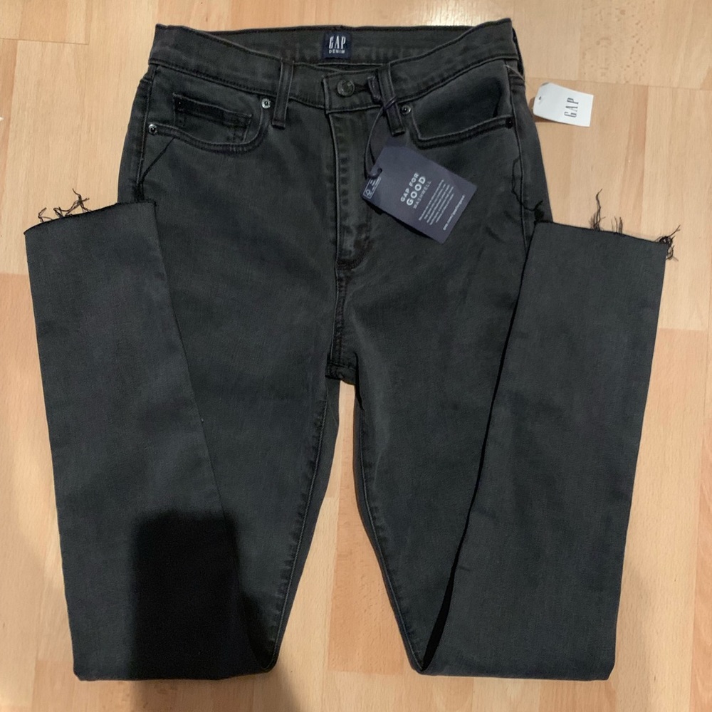 NWT Gap High Rise Jeggings